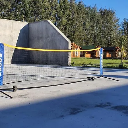 Cabanas, Canchas De Padel, Basquet, Voley, Juegos Infantiles Y Mas Villarrica Exterior photo
